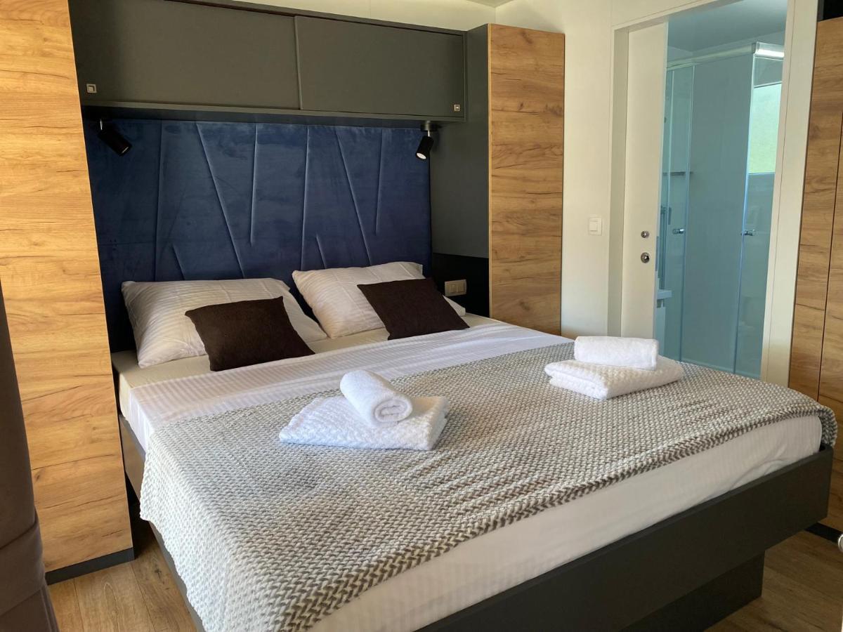 Mobile Home Saky, Biograd Na Moru Exterior photo