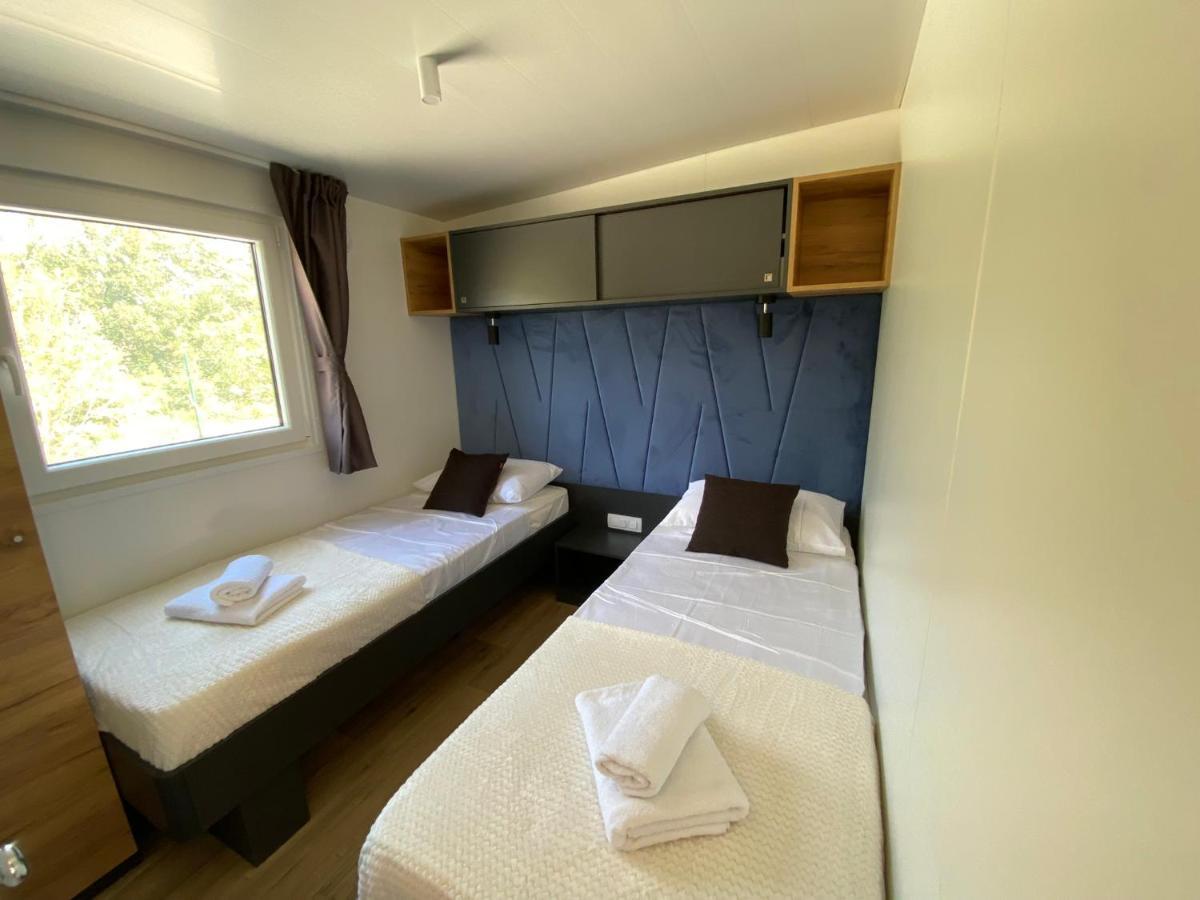 Mobile Home Saky, Biograd Na Moru Exterior photo